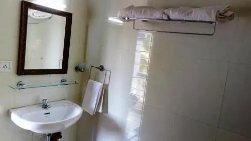 Beautifully Furnished Ac Room