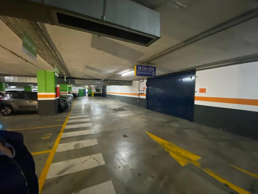 acogedor piso con parking santa justa