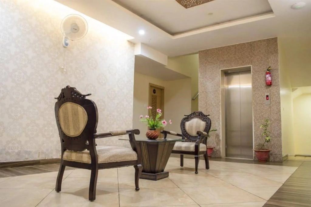 FabHotel Prime The Oasis