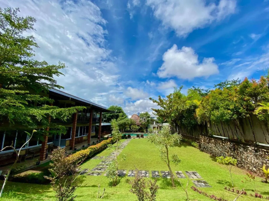 Alinson Boutique Resident Batam
