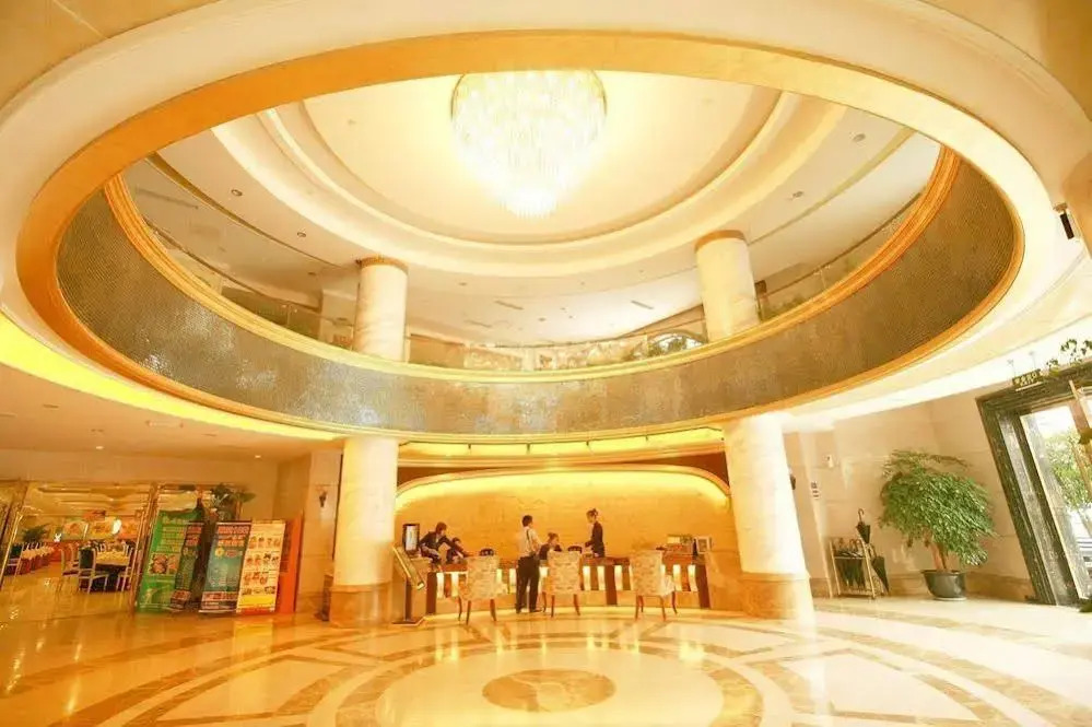 Shunfeng International Hotel