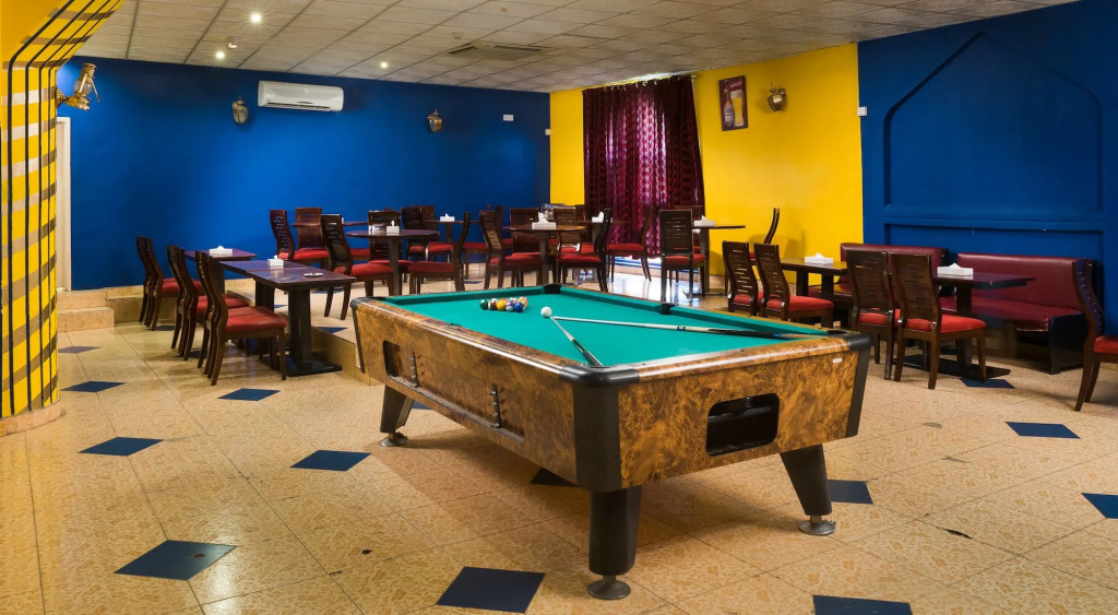 Al Wadi Hotel