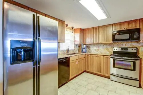 Atlantis #405 Apartment