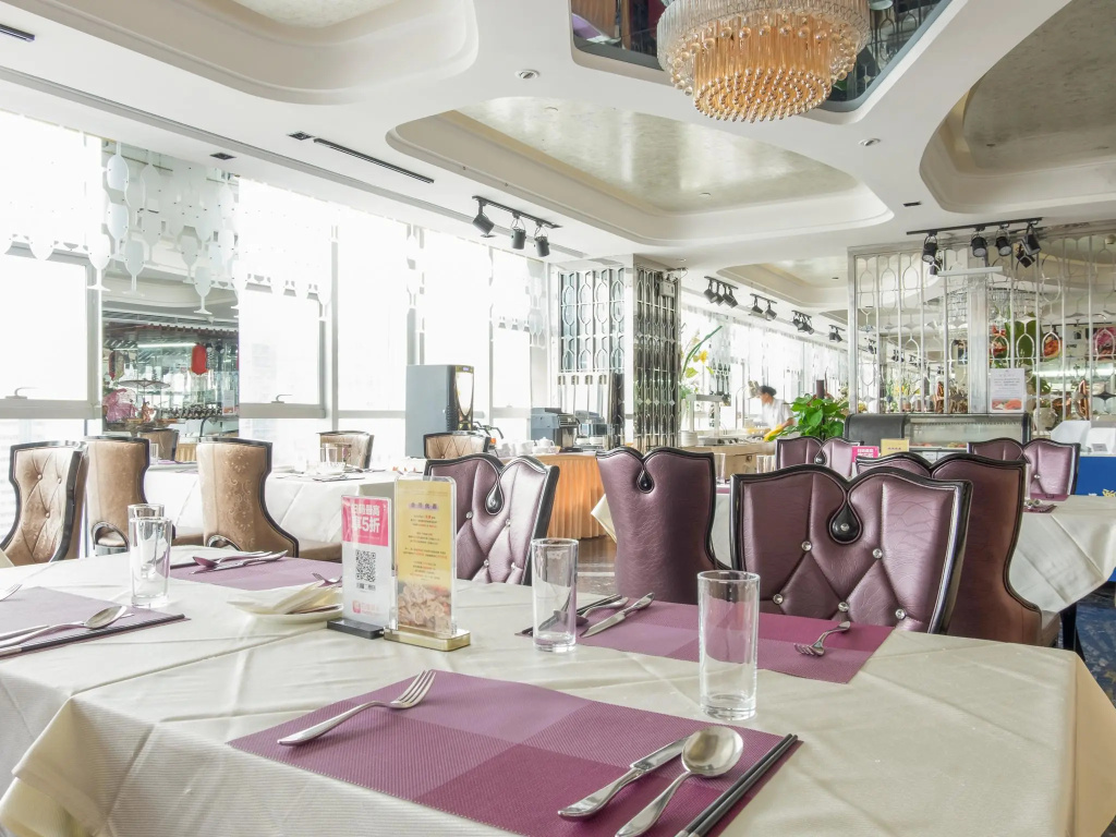 Modern Classic Hotel