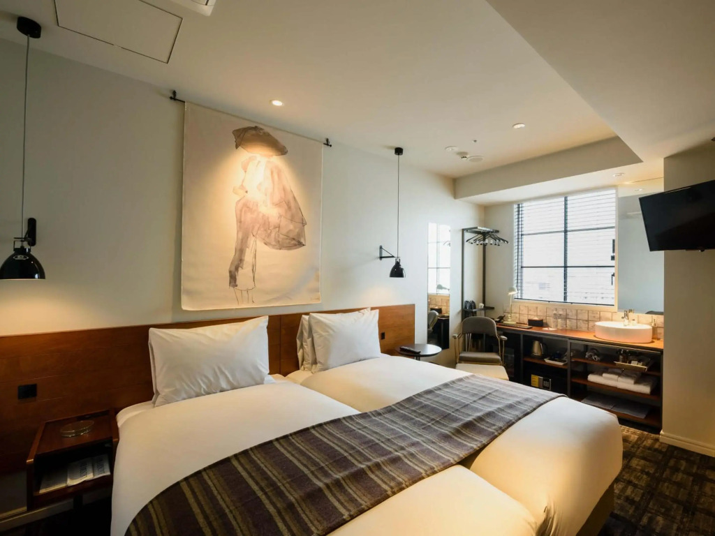 Ebisuholic Hotel