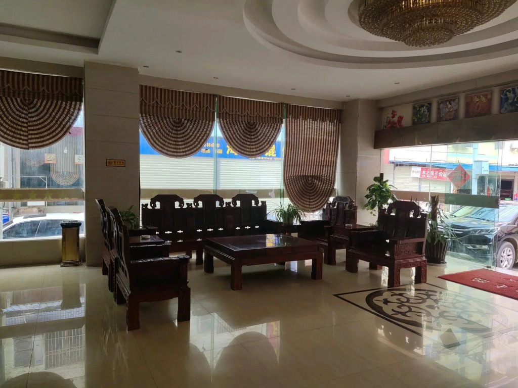 Huifeng Hotel