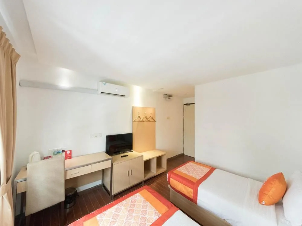 Aira Hotel