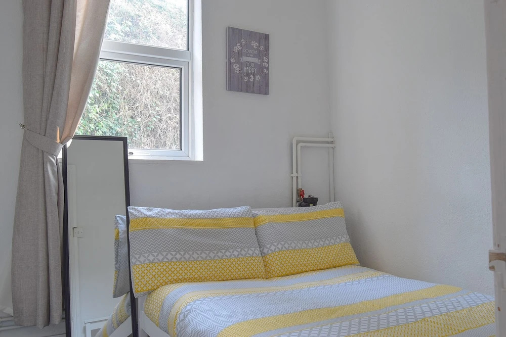 Charming 3-bed House in Central Nottingham