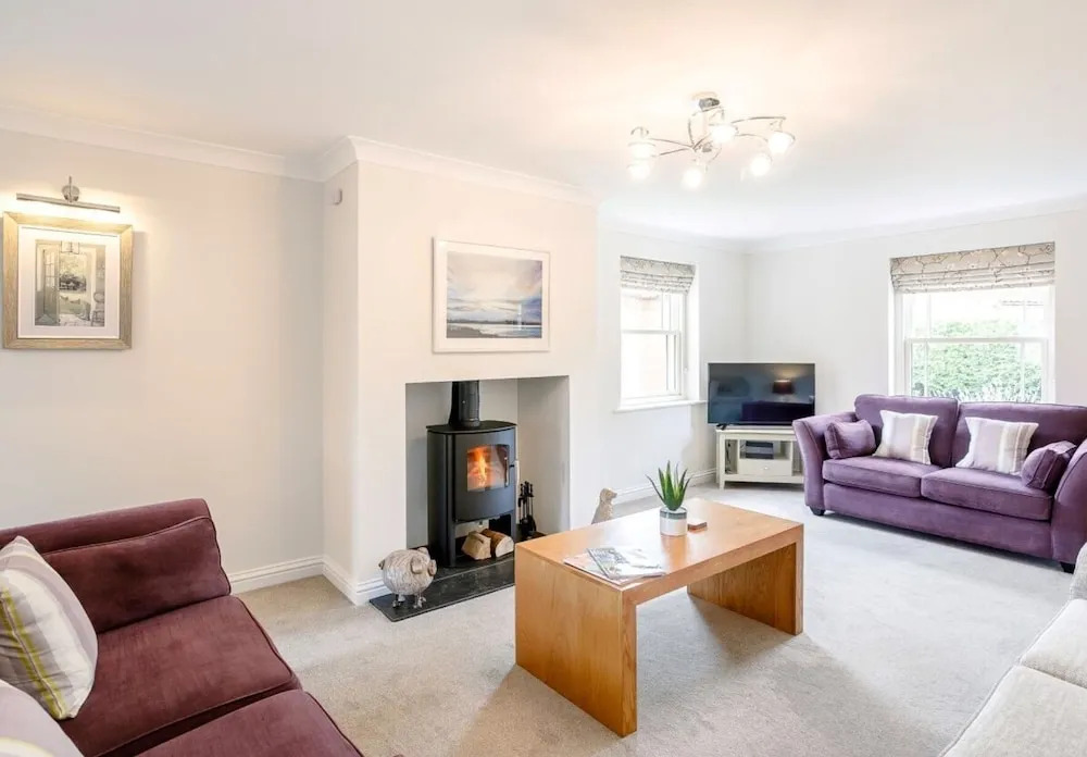 Lovely 5-Bed House in Tealby, Lincolnshire Wolds