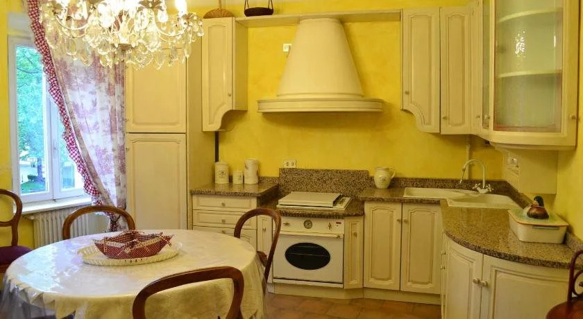 Relais De La Place
