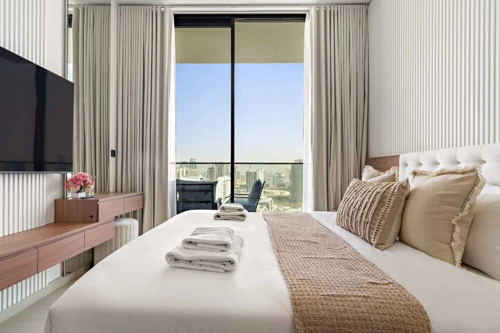 Silkhaus Modern 1BR Stay Binghatti Onyx New