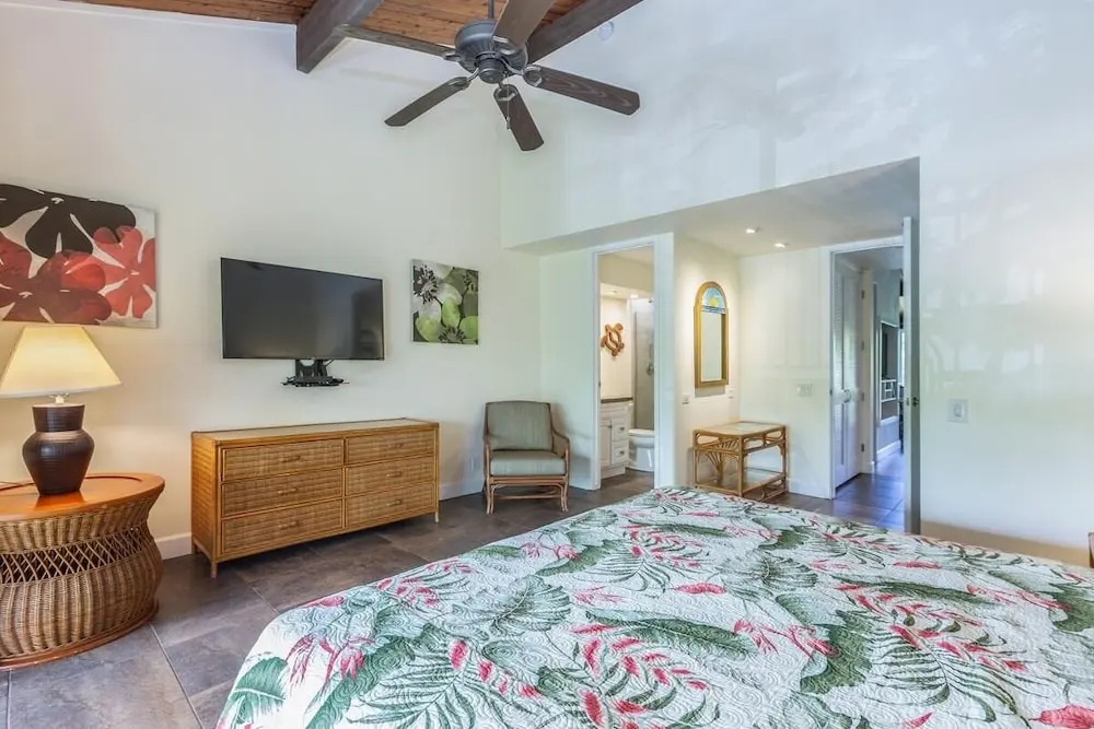 Newly Remodeled Cliffs Resort In Princeville 2 Bedroom Condo by RedAwning