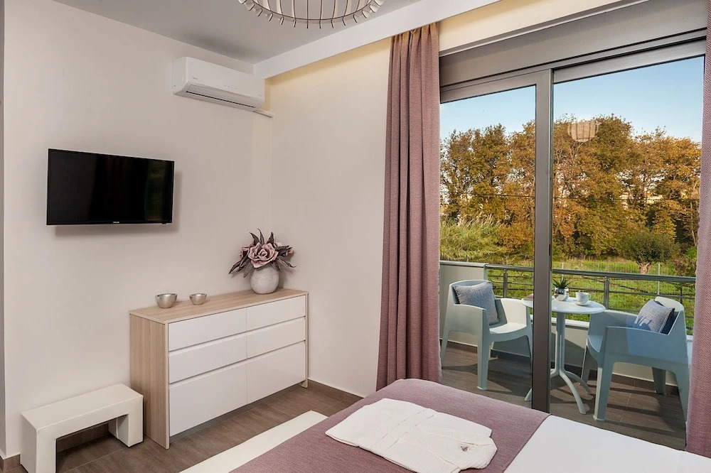 Amaen Luxury House