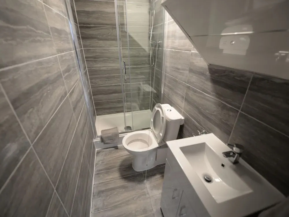 Contemporary Holiday Home in Coventry Near Fargo Village