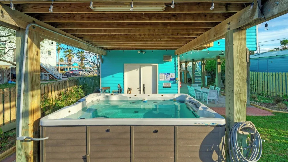 Casa Sueño by Avantstay Spa + Firepit + Ship Channel Views + Walk to Nature Preserve