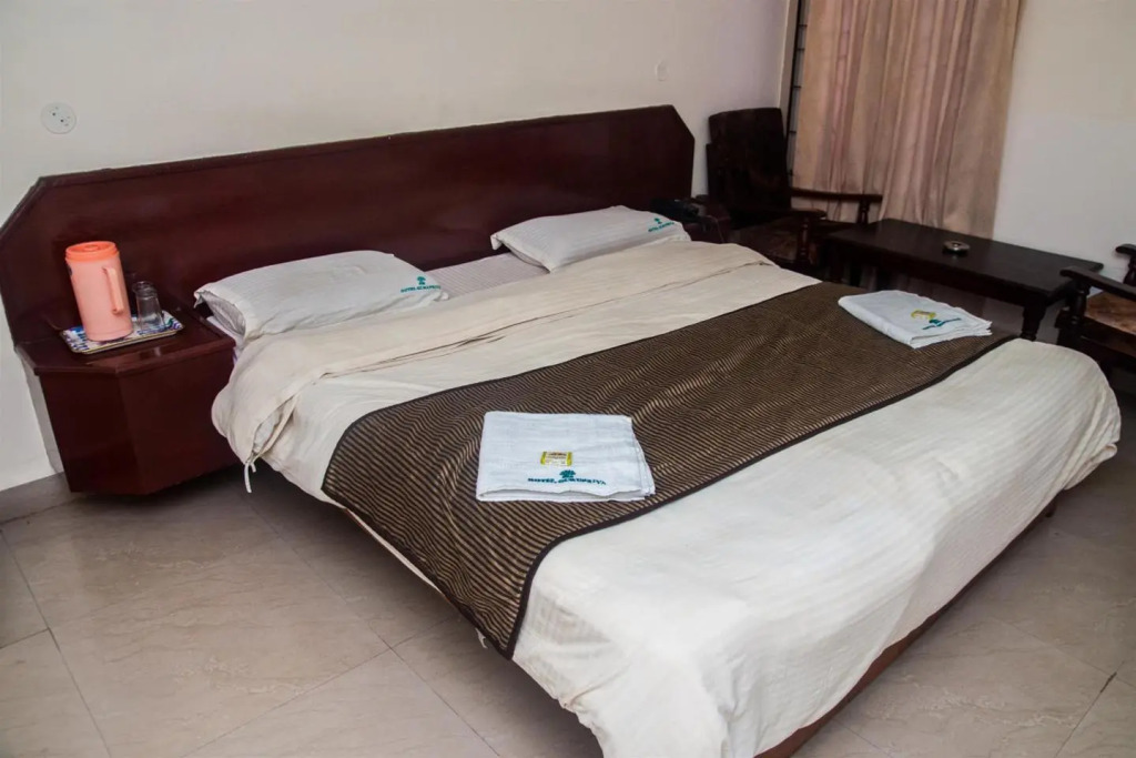 Hotel Gurupriya