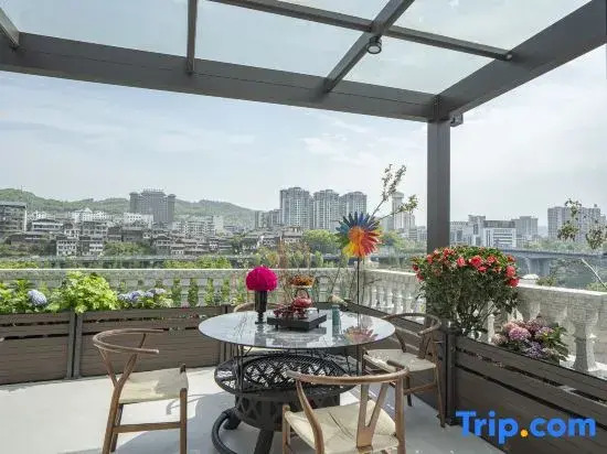 Zhangjiajie Candy Homestay