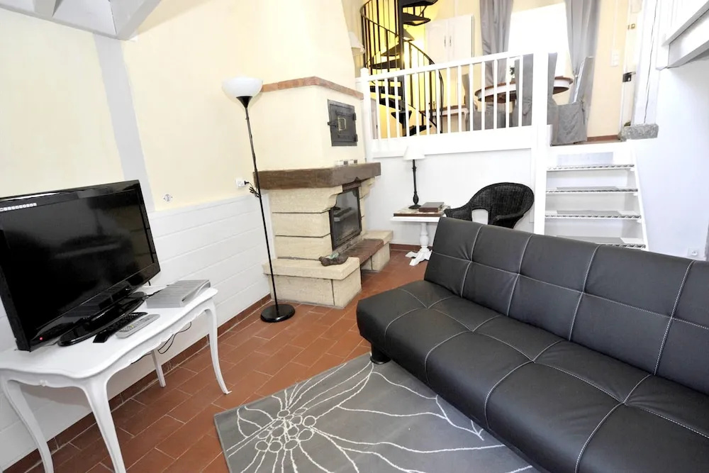 House With 2 Bedrooms in Volvic, With Furnished Terrace and Wifi