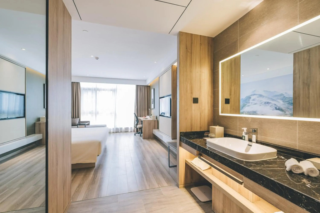 Atour Hotel Haining Leather City South Gate