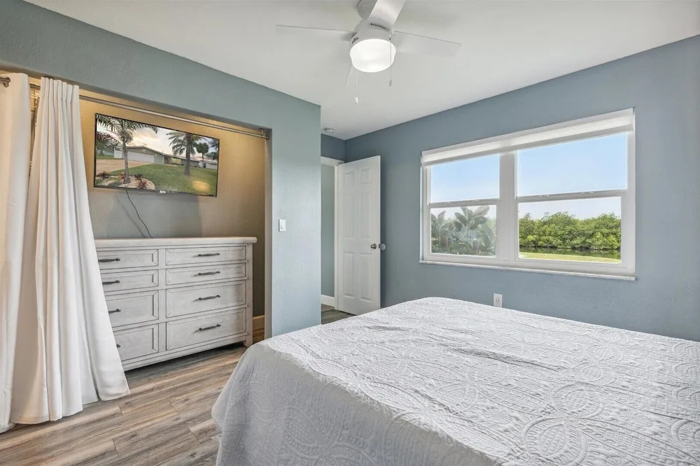 106 La Riviere Rd