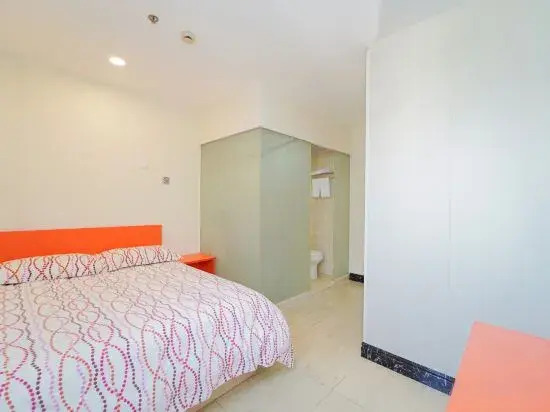 Changee Hotel MINI (Shanghai Baicheng Railway Station Zhongtan Road Subway Station)
