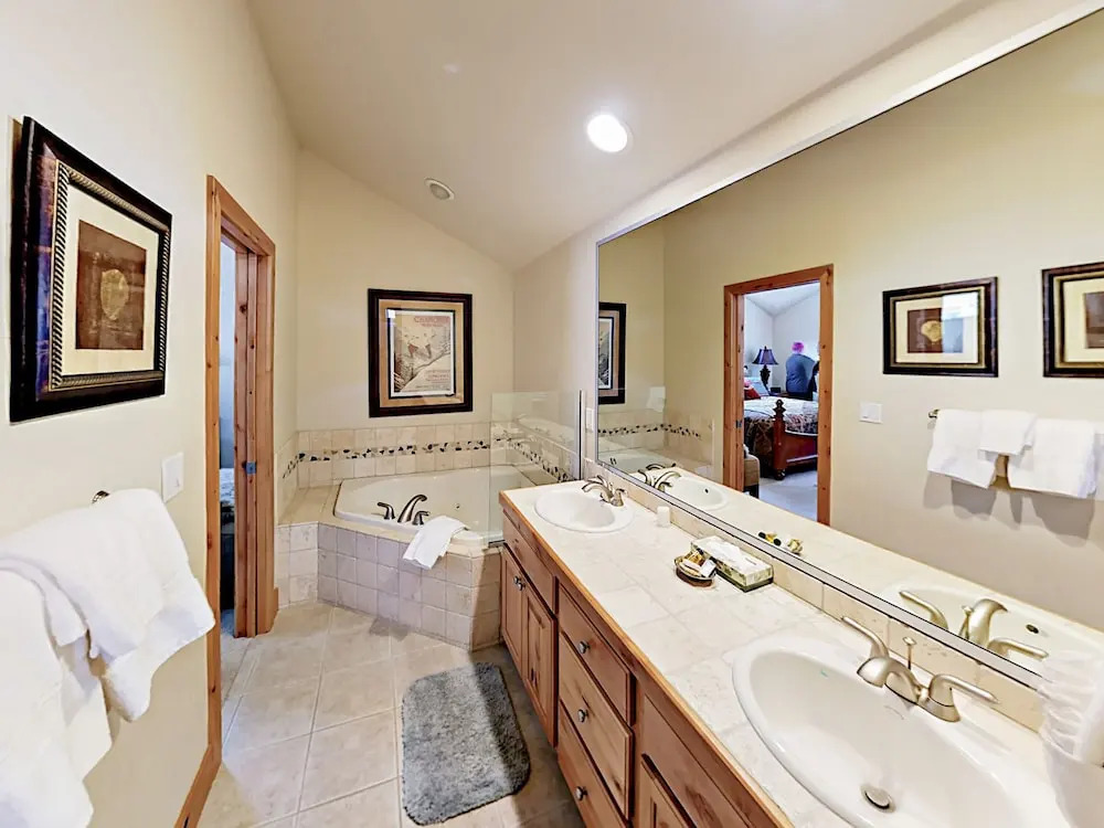 Antler - 3 Br Townhouse