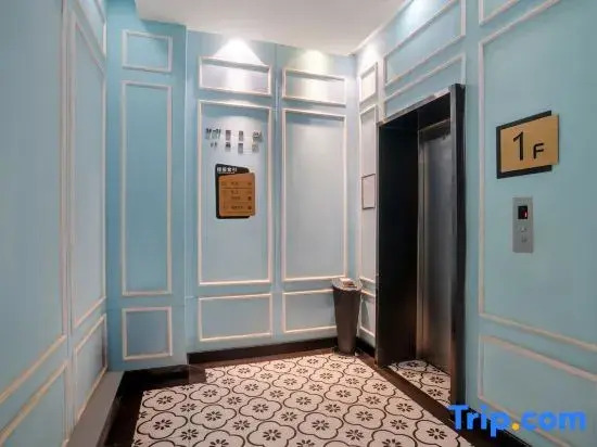 Gongxili · UP Hotel (Kunming Old Town & Green Lake Branch)