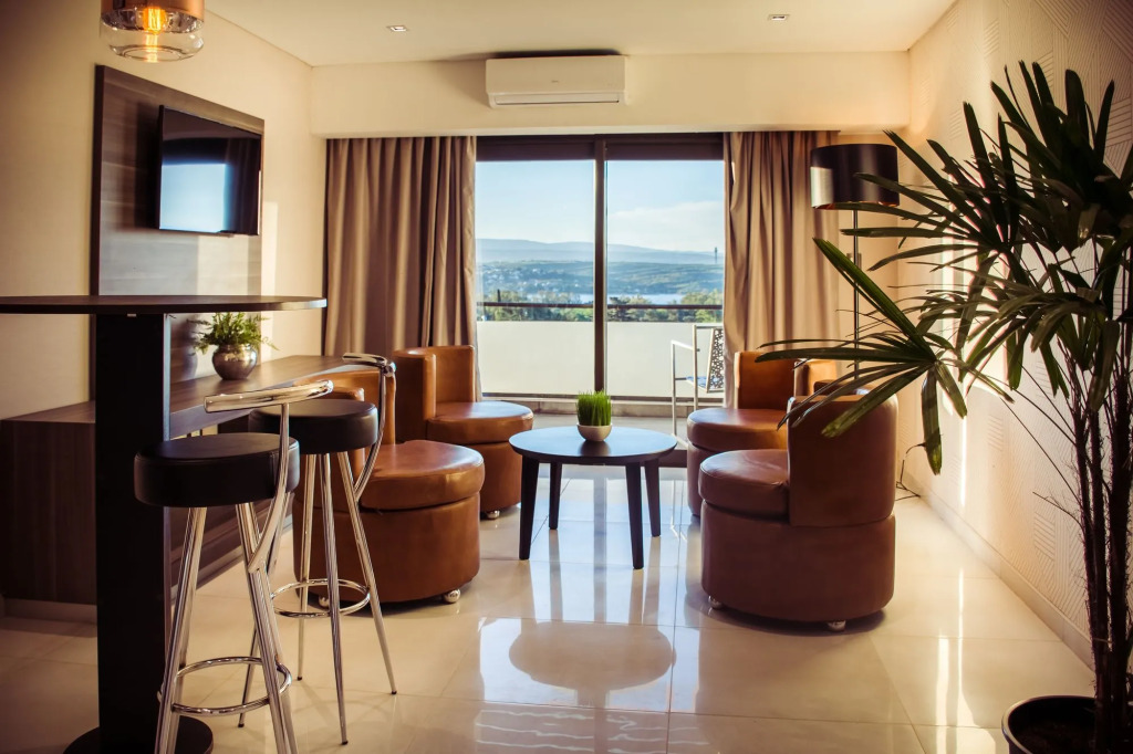 Eleton Resort & Spa
