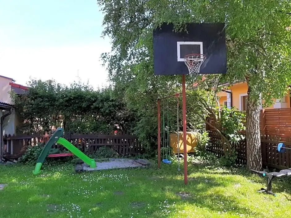 Pod Modrzewiem
