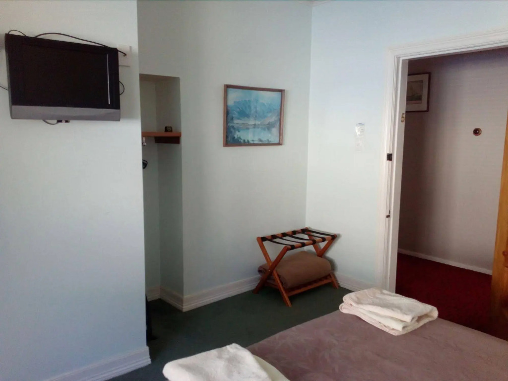 Admirals Lodge