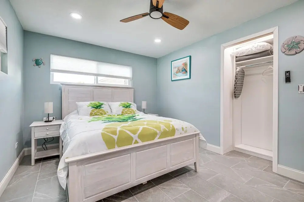Riverfront Unit w/ Shared Pool & Dock in Melbourne