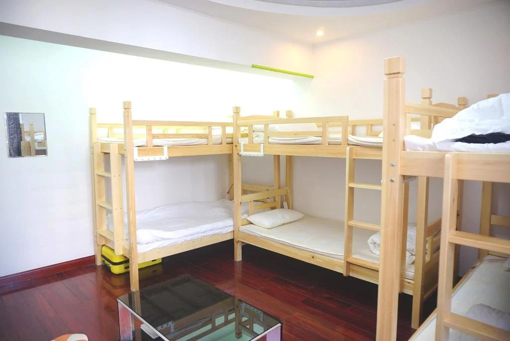 Heaven Pool Youth Hostel