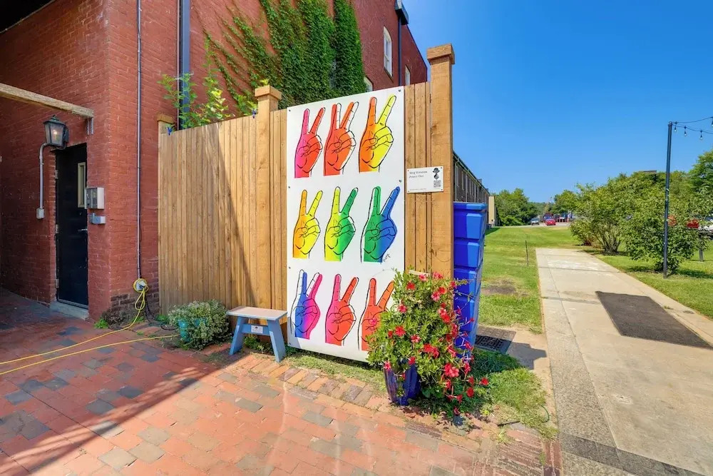 Dtwn Lynchburg Loft w/ Shared Deck: Walk to River