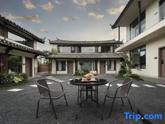 Yunwu to Cloud|Yanxia Slow Coffee·Luxury Smart Vacation Courtyard (Suhe Ancient Town Store)
