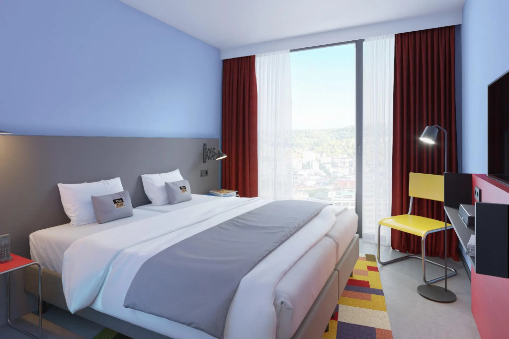 Holiday Inn - the niu, Form Stuttgart Feuerbach by IHG