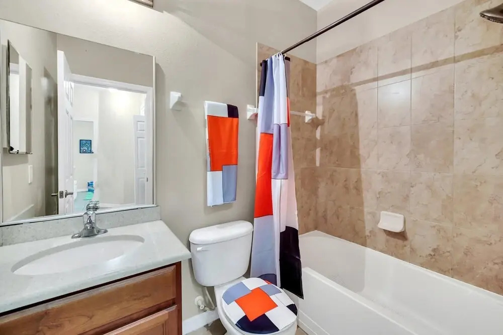 Brand NEW Garden View Condo Minutes to Disney
