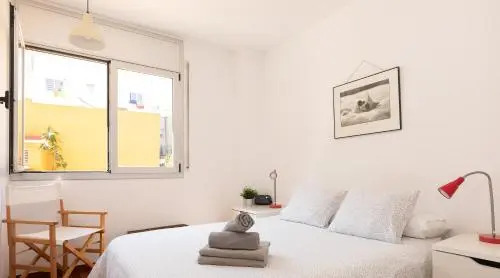 Lets Holidays BIG TERRACE APARTMENT IN BARCELONA