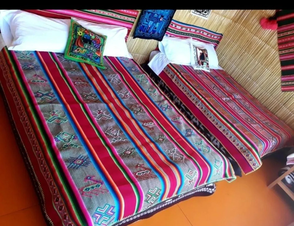 Uros Lupaka Lodge Hotel