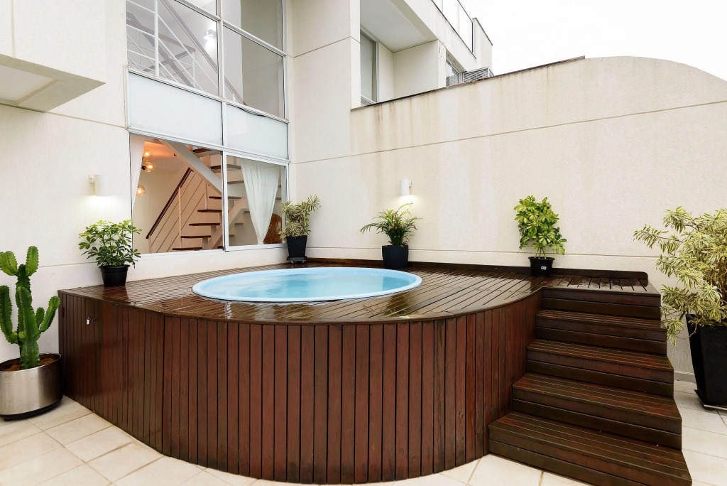 Apartamento C/ Piscina E Garagem | Fl 960/602