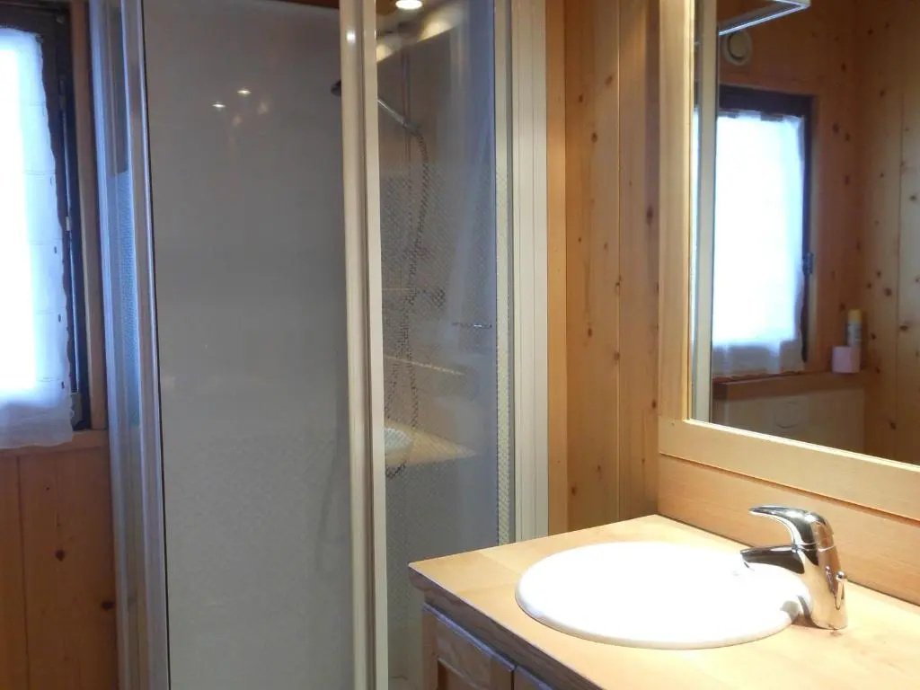 Chalet Le Grand-Bornand, 6 pièces, 10 personnes - FR-1-467-65