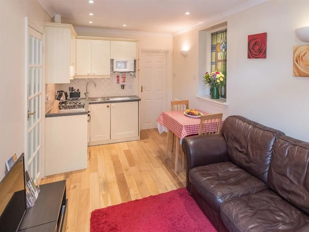 Luccombe Villa Holiday Apartments