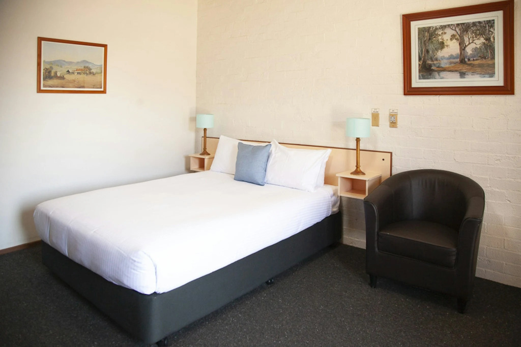 Bega Downs Motor Inn