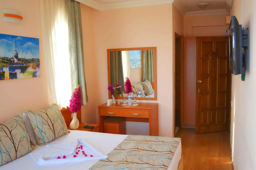 Nebilux Hotel