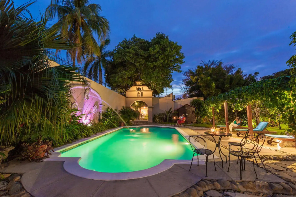 Los Robles Charming Colonial Boutique Hotel