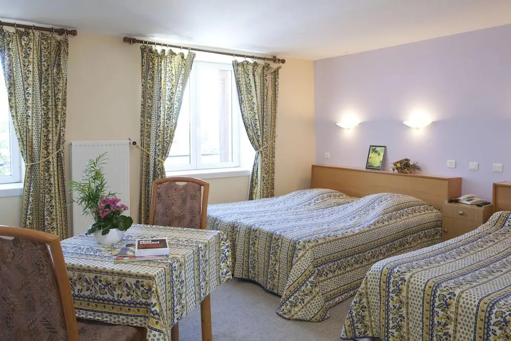 Logis Hotel Restaurant des Sapins