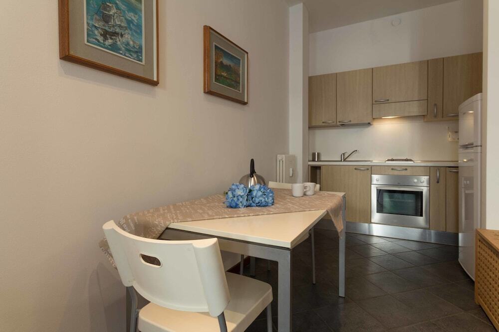 Galleria Roma Studio