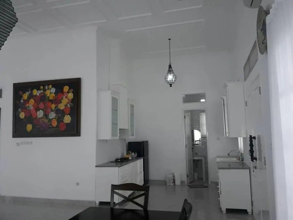 Griya Pamengkang 2 - Colonial House