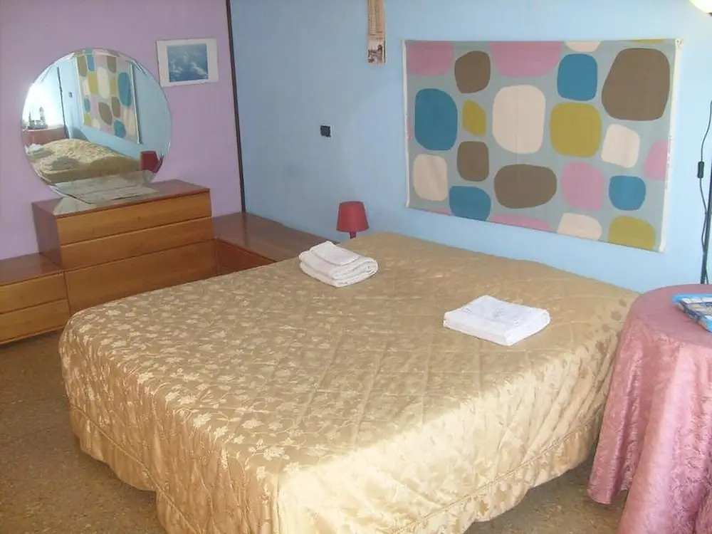 Cleopatras Smile - 3pax Cozy Room In Central Rome With Private Bathroom -