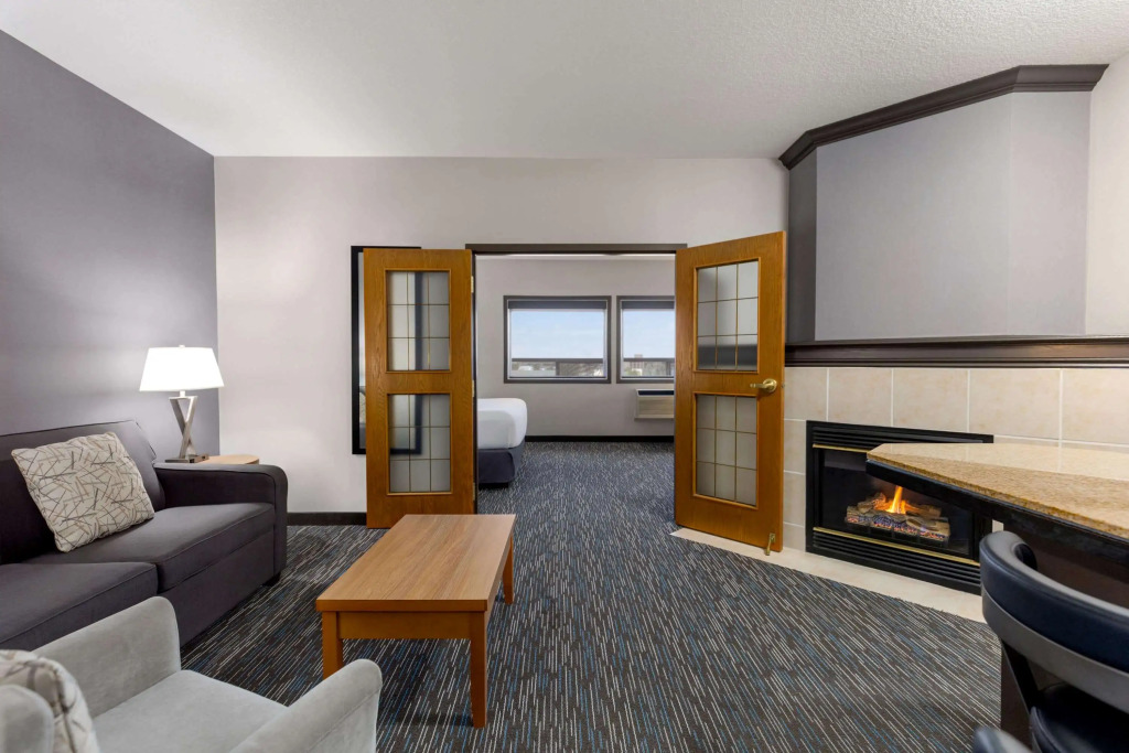 Wingate by Wyndham Lethbridge