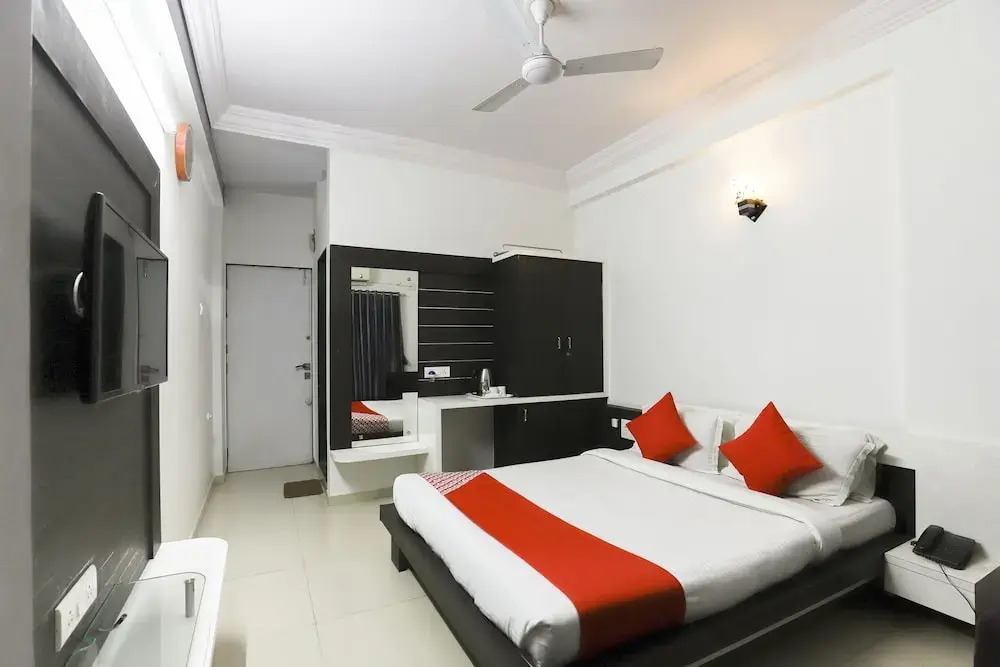 OYO 61424 Hotel Vrindavan